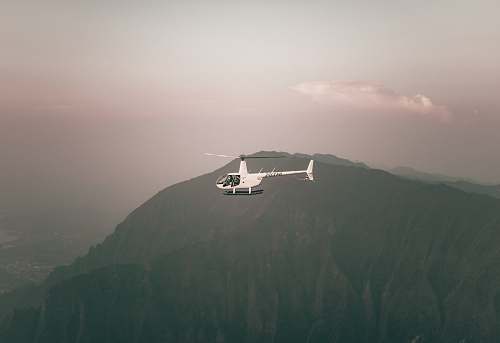 united states white helicopter flying o‘ahu
